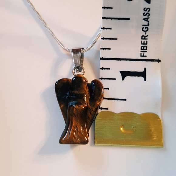 NWOT 18" Brown angel shaped stone necklace. - Picture 3 of 9